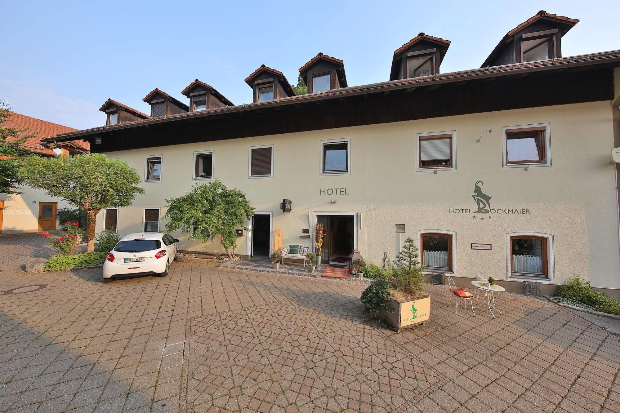 Hotel Bockmaier Oberpframmern Exterior foto