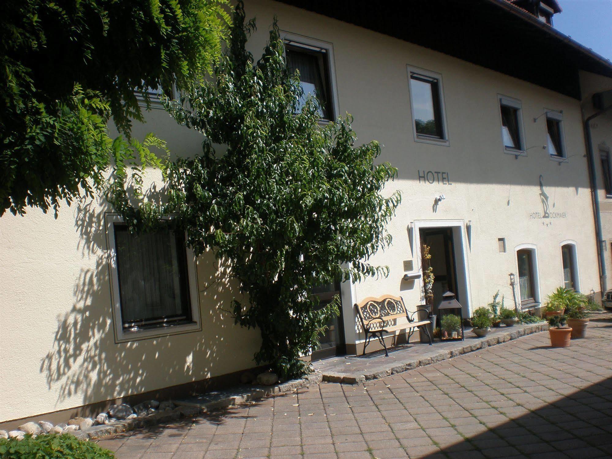 Hotel Bockmaier Oberpframmern Exterior foto